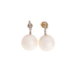 Orecchini in oro bianco 18kt con perle e diamanti