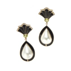 Pair of 14kt gold, diamond, onyx, green gemstone and mabè pearls pendant earrings