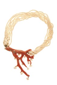 18kt yellow gold, water pearls and coral collier