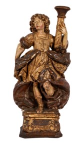 Italian sculptor of the XVII century - Couple of candle holders depitching angels in polychrome carved wood